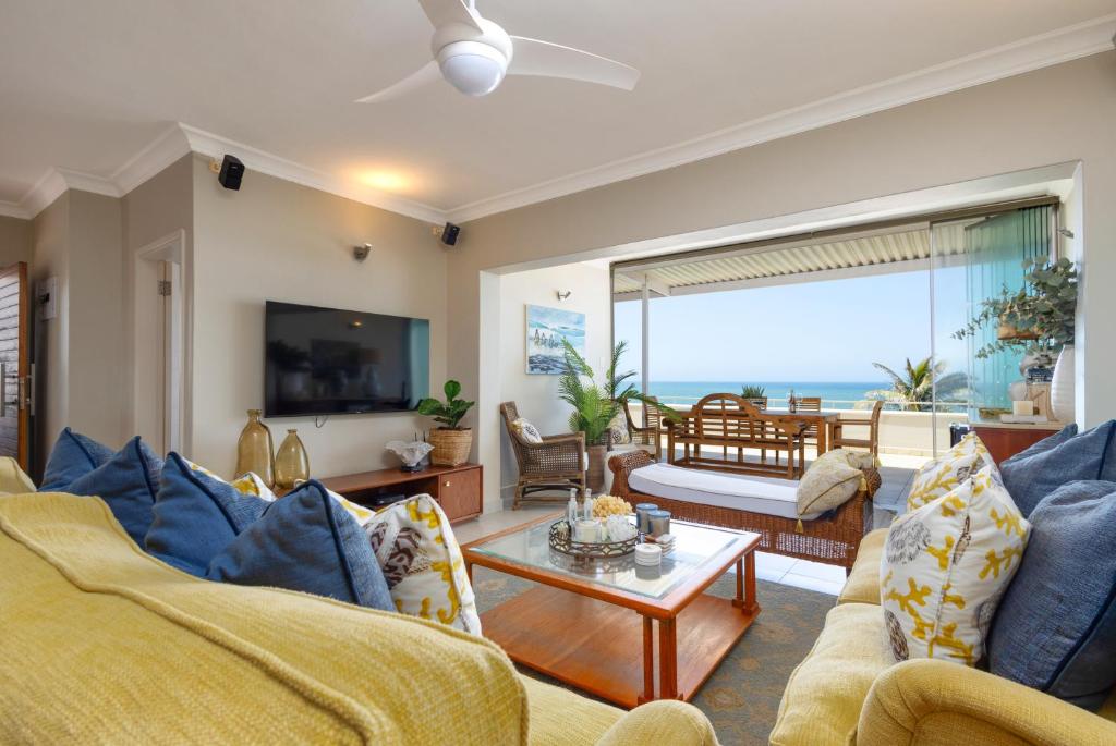 Stunning Sea Views - Beachfront Ballito sleeps 6