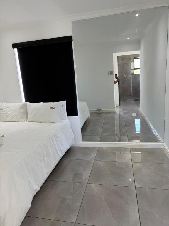 Exclusive Townhouse at The Square