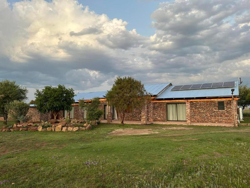 Sunset Lodge