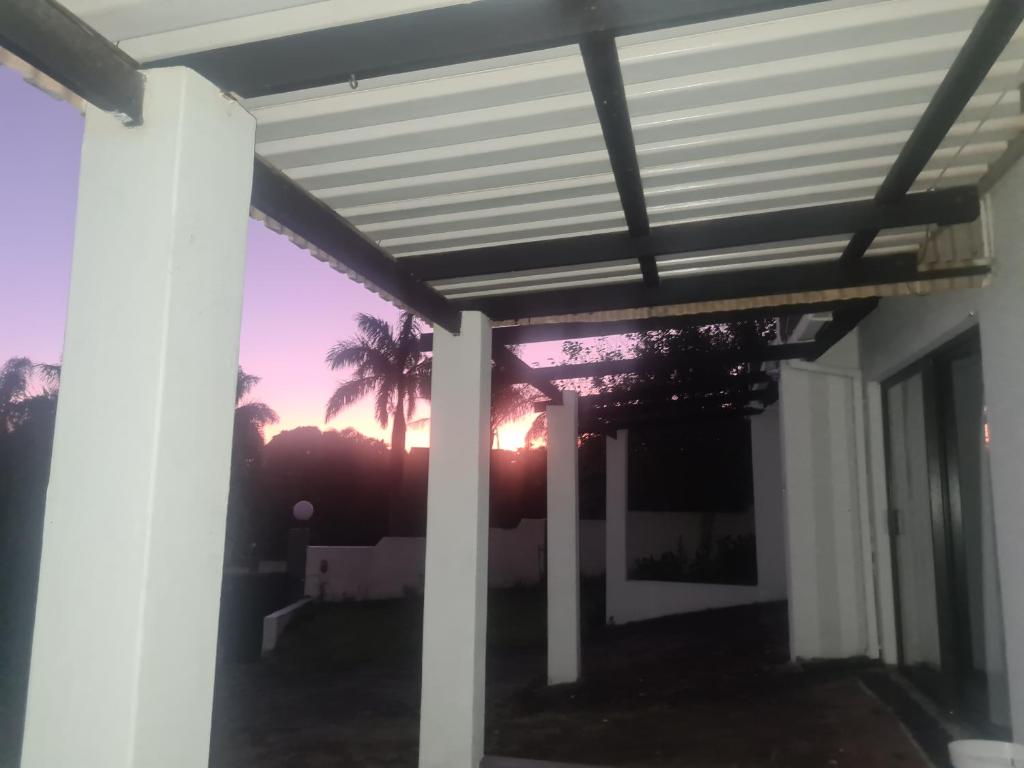 Tropical Escape Uvongo