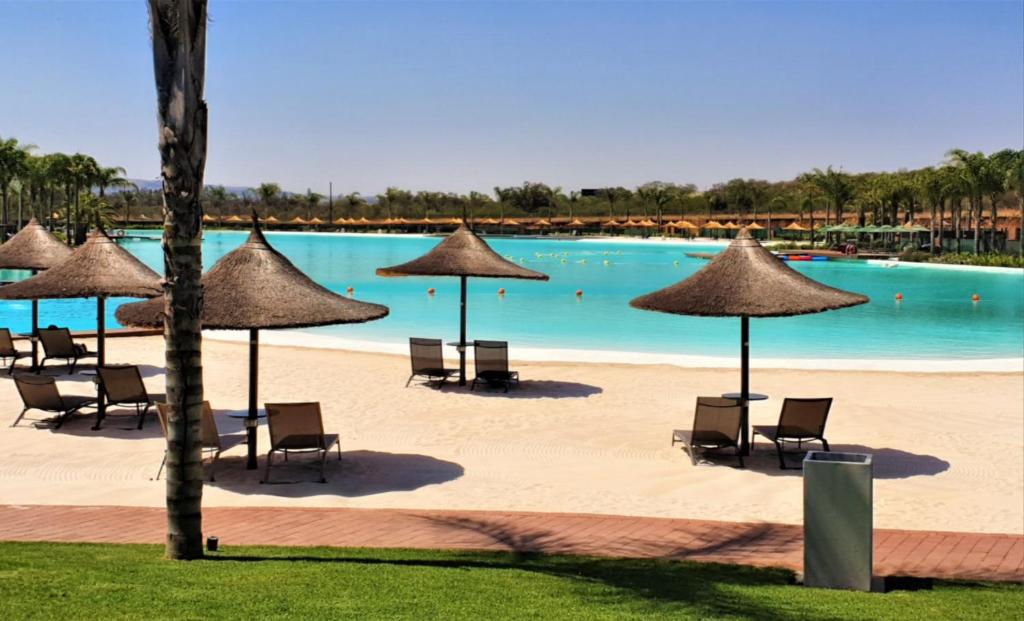The Blyde Crystal Lagoon Luxurious Apartment