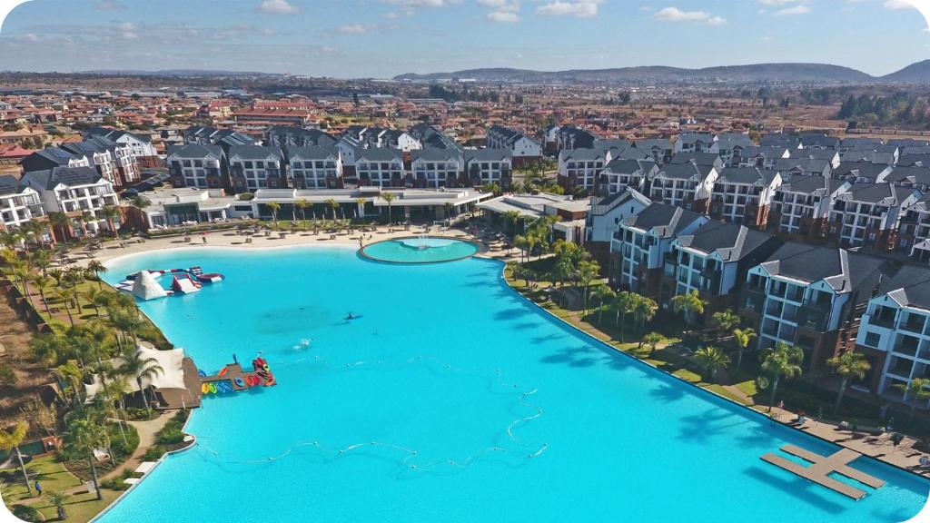 The Blyde Luxury Crystal Lagoon