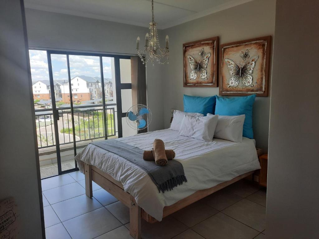 396 The Blyde Crystal Clear Lagoon 2 Bedroom Penthouse Apartment