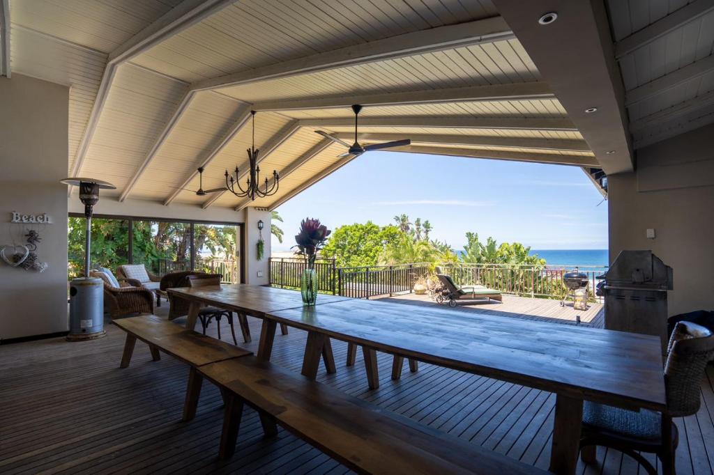 4 Bedroom Beach House on 4th Ave