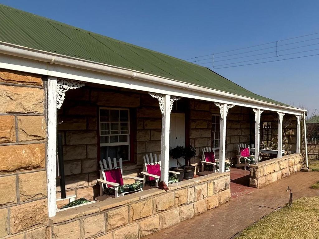 Fouriesburg Country House and Cottage