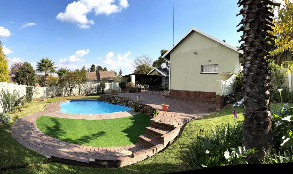 The Valley, tranquil 3 bedroom home with pool