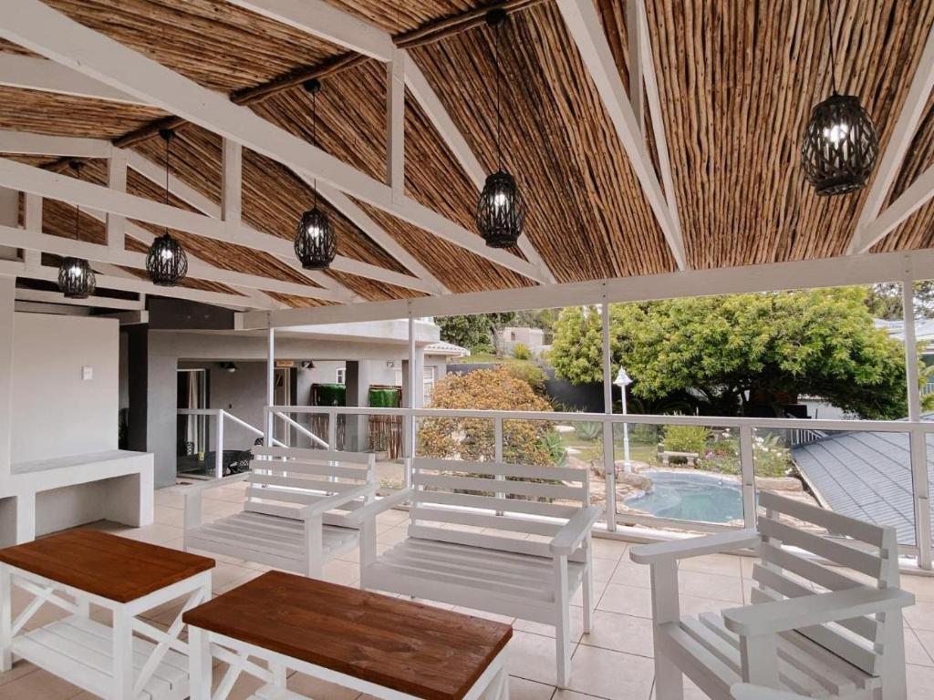 Treetops, Amblewood Guesthouse
