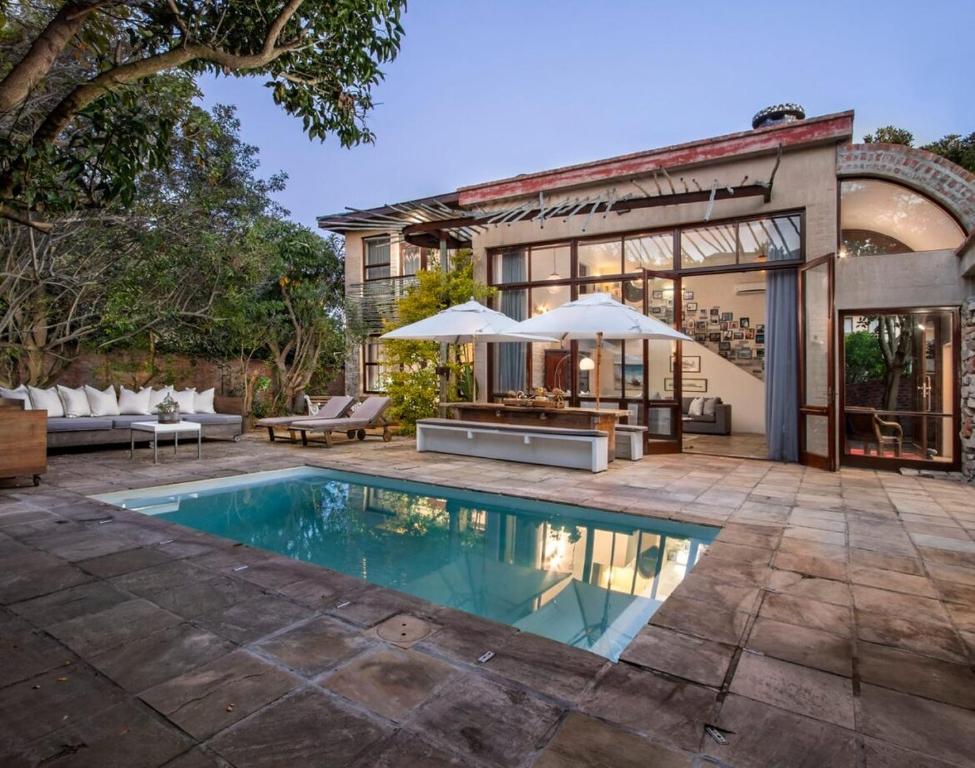 Two Bedroom Soutpan Apartment