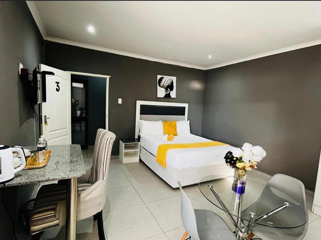 U & I Guesthouse