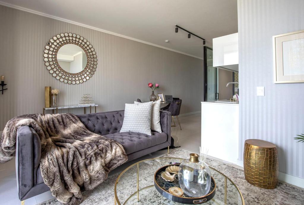 Luxury Airconditioned Unit at Ellipse MallofAfrica