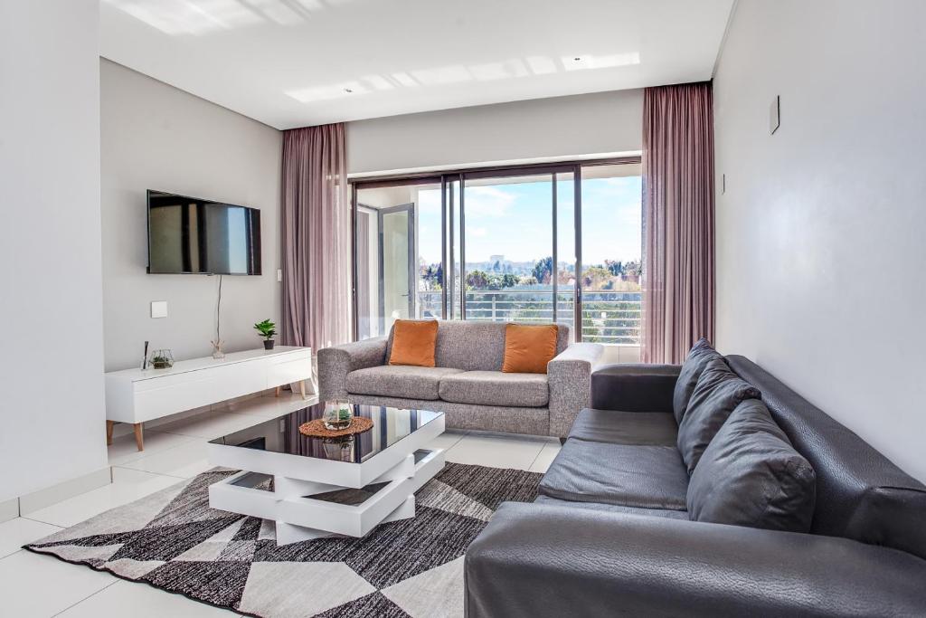 Urban Oasis Apartments at One Hyde Park