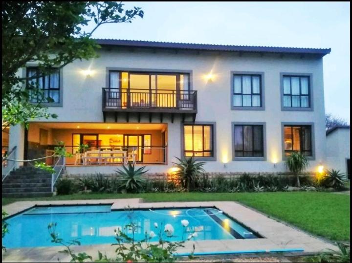 Mahogany Villa Guesthouse - SOLAR