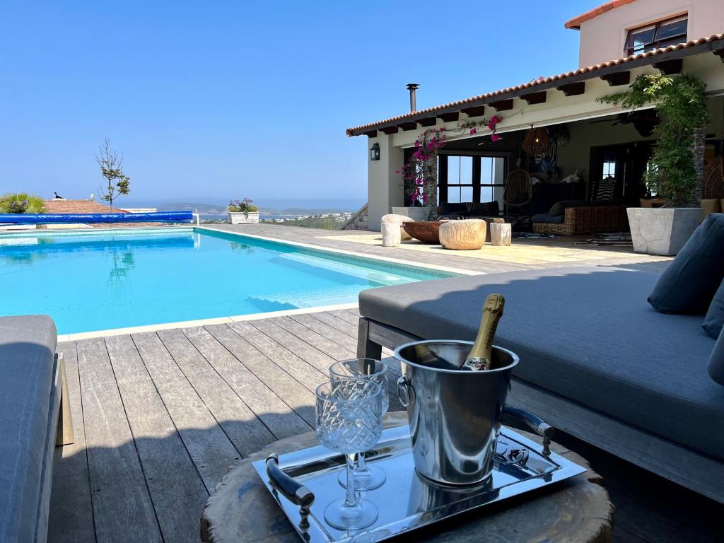 Villa Mejia
