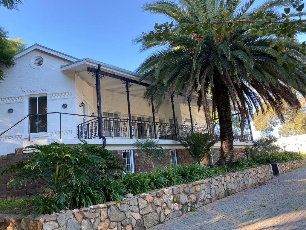 Villa on Main Modderfontein