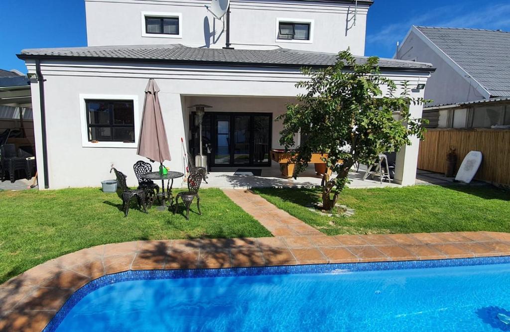 Villa Parisienne Modern Guest house