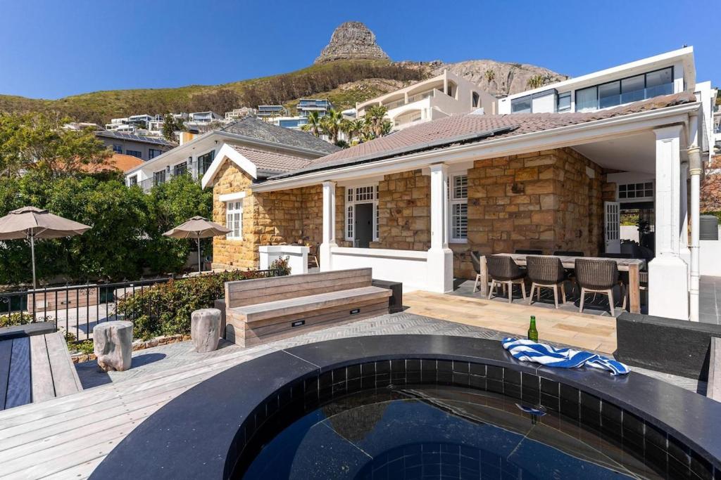 Villa Solara - Fresnaye heritage villa with pool, jacuzzi and views