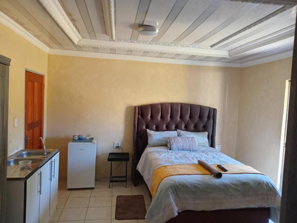 Whizzy lifestyle lodge