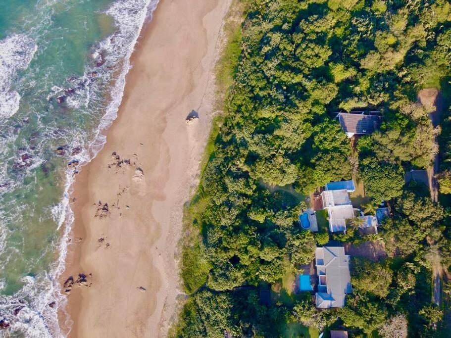Woodlands Beach Villa