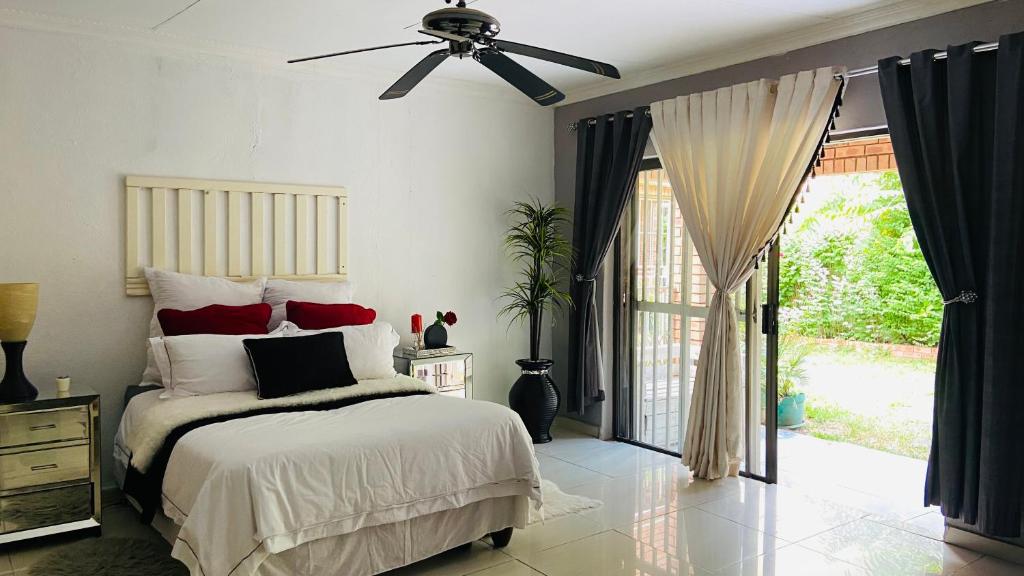 Yvee Guesthouse