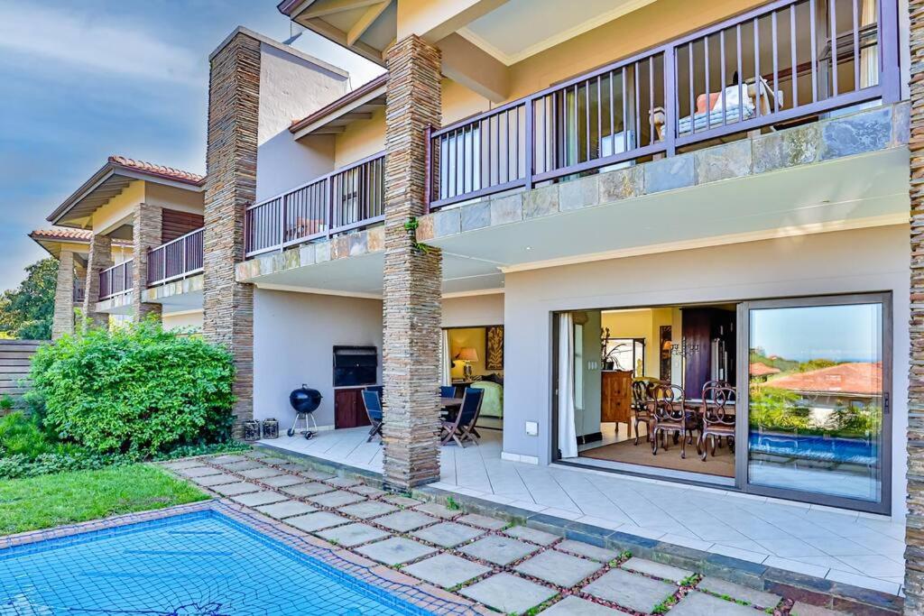 Zimbali Villa - Golf cart, pool and wifi incl.